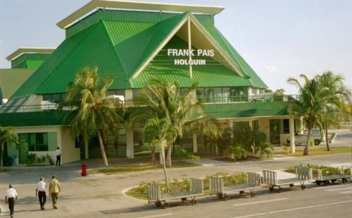 Frank Paìs Airport