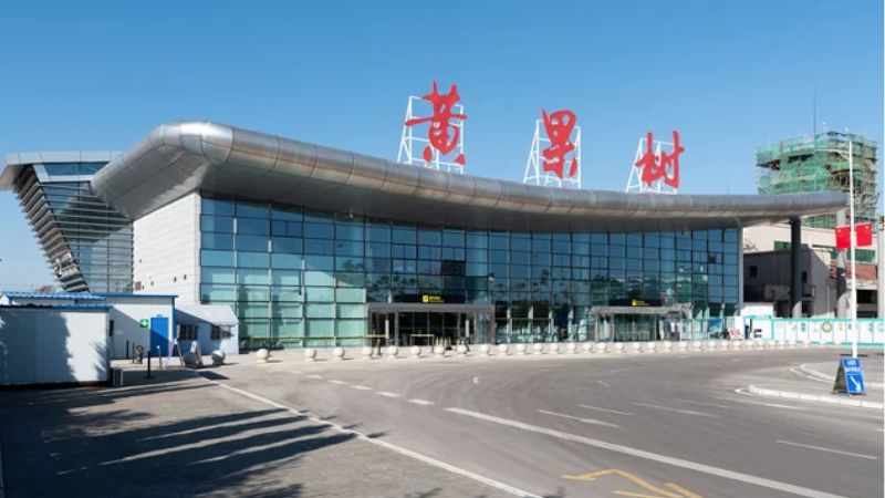 anshun huangguoshu airport